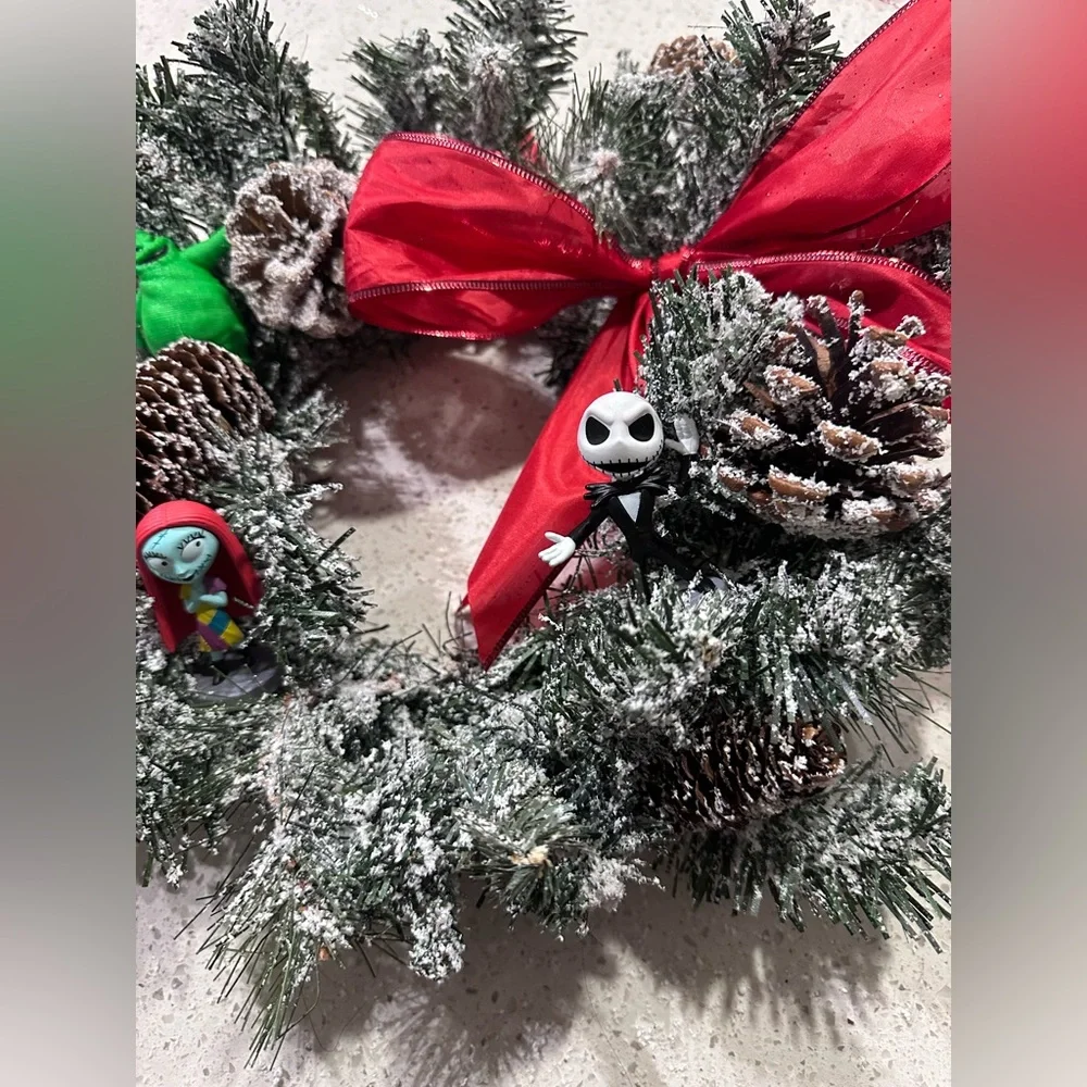 NWT Disney Nightmare Before Christmas Inspired Holiday 12in Christmas Wreath